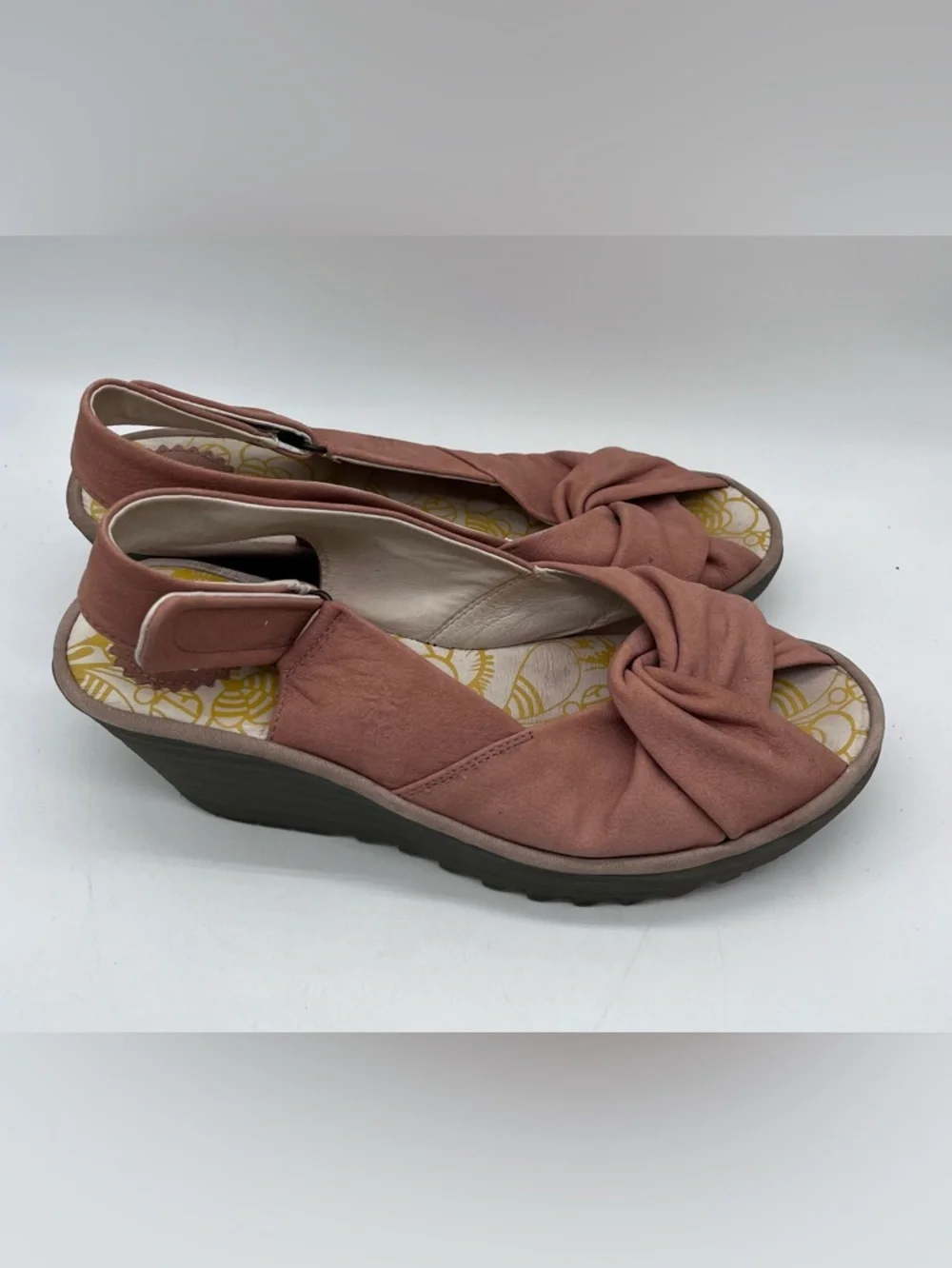 FLY LONDON Yata Pink Nubuck Suede Wedge Sling Back Peep Toe Sandals size 40